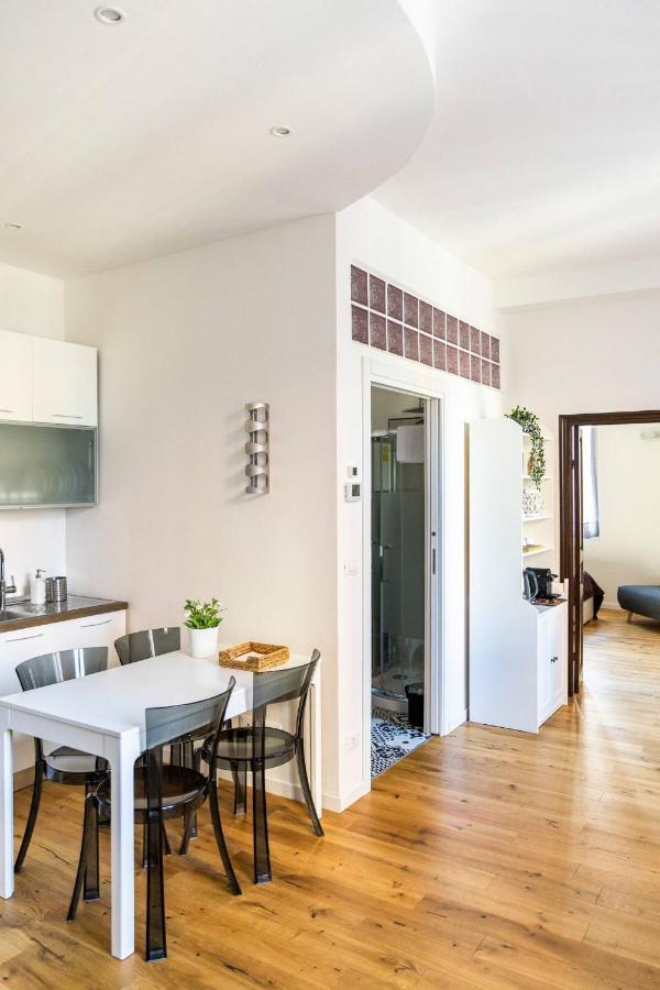 La Corte Albenga - Appartamento O Camera Con Posto Auto Privato Exterior foto